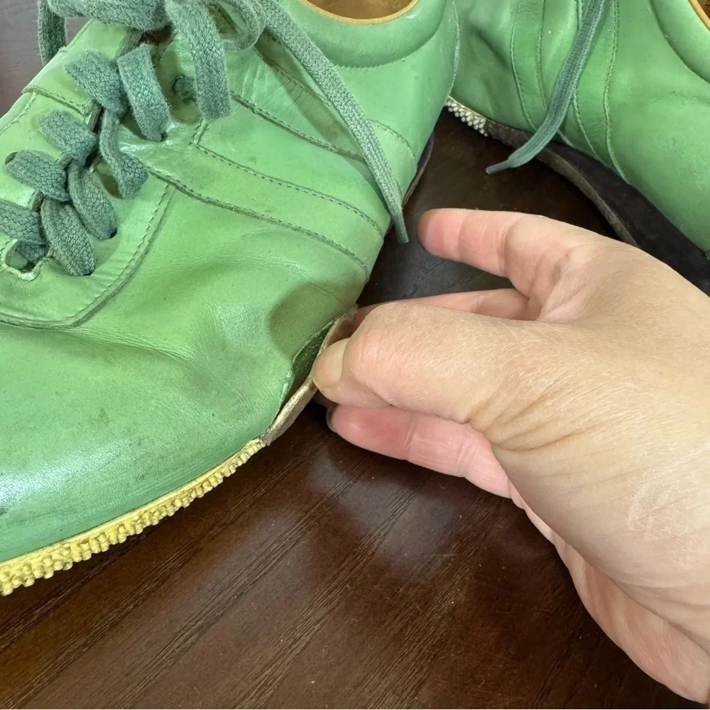 BALLY Green Leather Men's Sneakers in size 8E